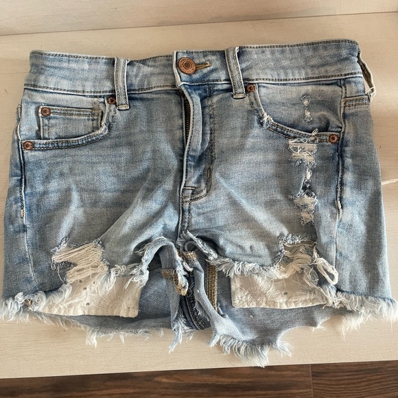 🤍💙American Eagle Shorts 💙🤍 - Picture 6 of 6